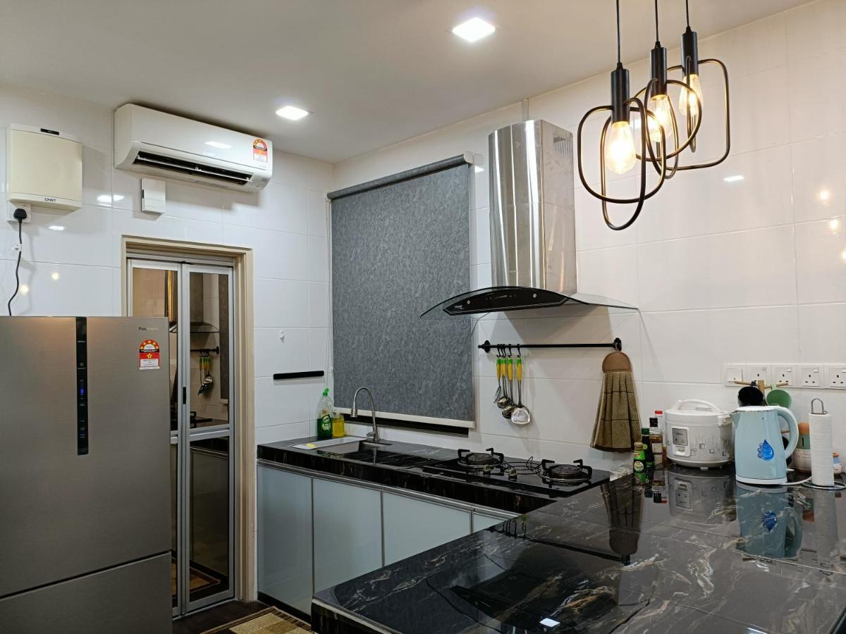 Arc Austin Hills Residensi By Antlerzone Apartamento Johor Bahru Exterior foto