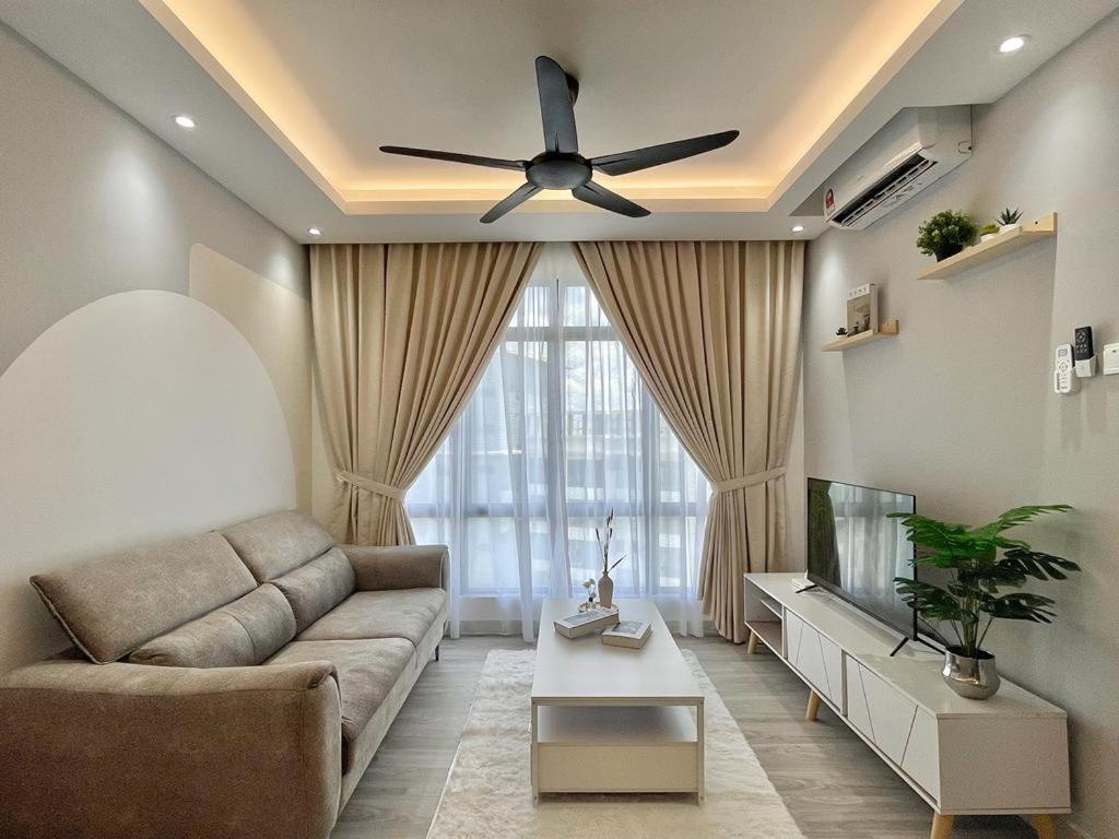 Arc Austin Hills Residensi By Antlerzone Apartamento Johor Bahru Exterior foto